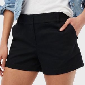 J. CREW • SIZE: 2 • BLACK BROKEN-IN CHINO SHORTS W/ 3" INSEAM